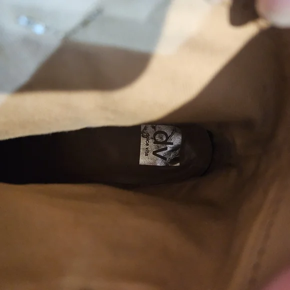 DV by Dolce Vita Cream Heeled Boots - Picture 7 of 8